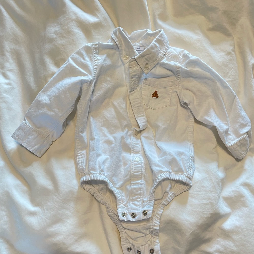 Gap Baby collared shirt white onesie size 12-18m